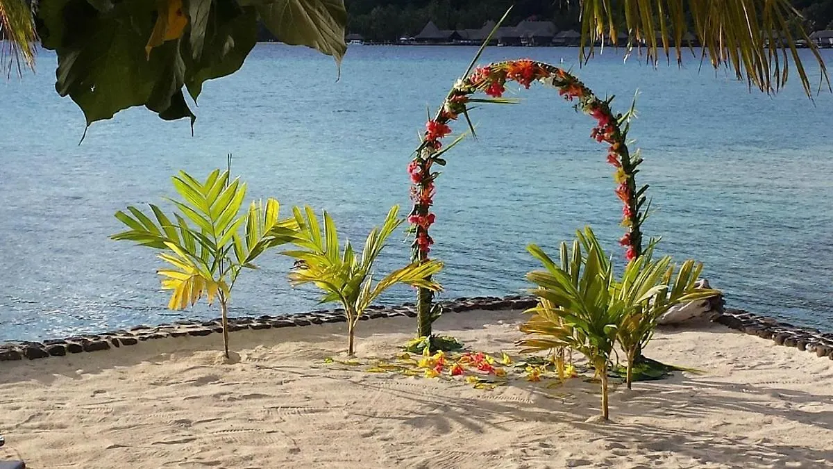 Love Island Bora Bora 0*,